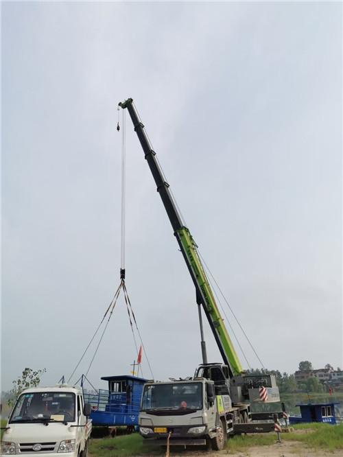 碾子山区桥梁建设吊装案例